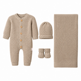 Coffret naissance triko 4 pcs épais grenouillère bonnet chaussons et couverture K3220 - Beige