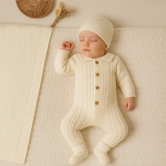 Coffret Triko 4 pcs Grenouillère couverture bonnet chaussons 0-3 Mois – Blanc 🍂