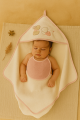 Coffret Cape de bain “Happy Night” 100x100 cm avec bavoir Rose Blanc – Interbaby