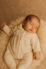 Grenouillère jolie nœud centré velours