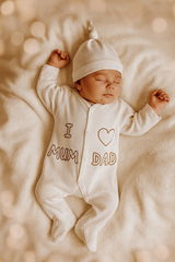 Grenouillère LOVE mum dad 1 bonnet velours unisexe