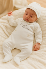 Grenouillère Beautiful DAY 1 bonnet velours