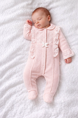 Grenouillère jolie nœud centré avec côtés froufrous 1 pcs coton