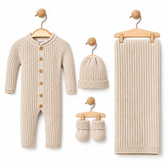 Coffret naissance triko 4 pcs grenouillère bonnet chaussons et couverture K3214 - Beige